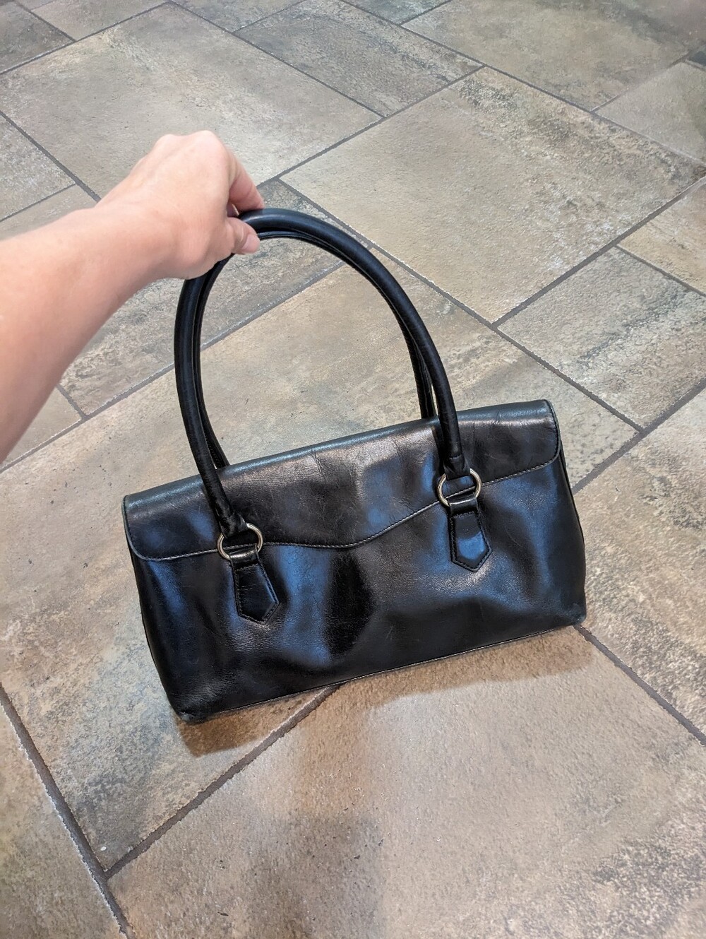 Vintage Danier Butter Soft Smooth Leather Chic Satchel EW Shoulder Bag Black ๐ค - Picture 4 of 16